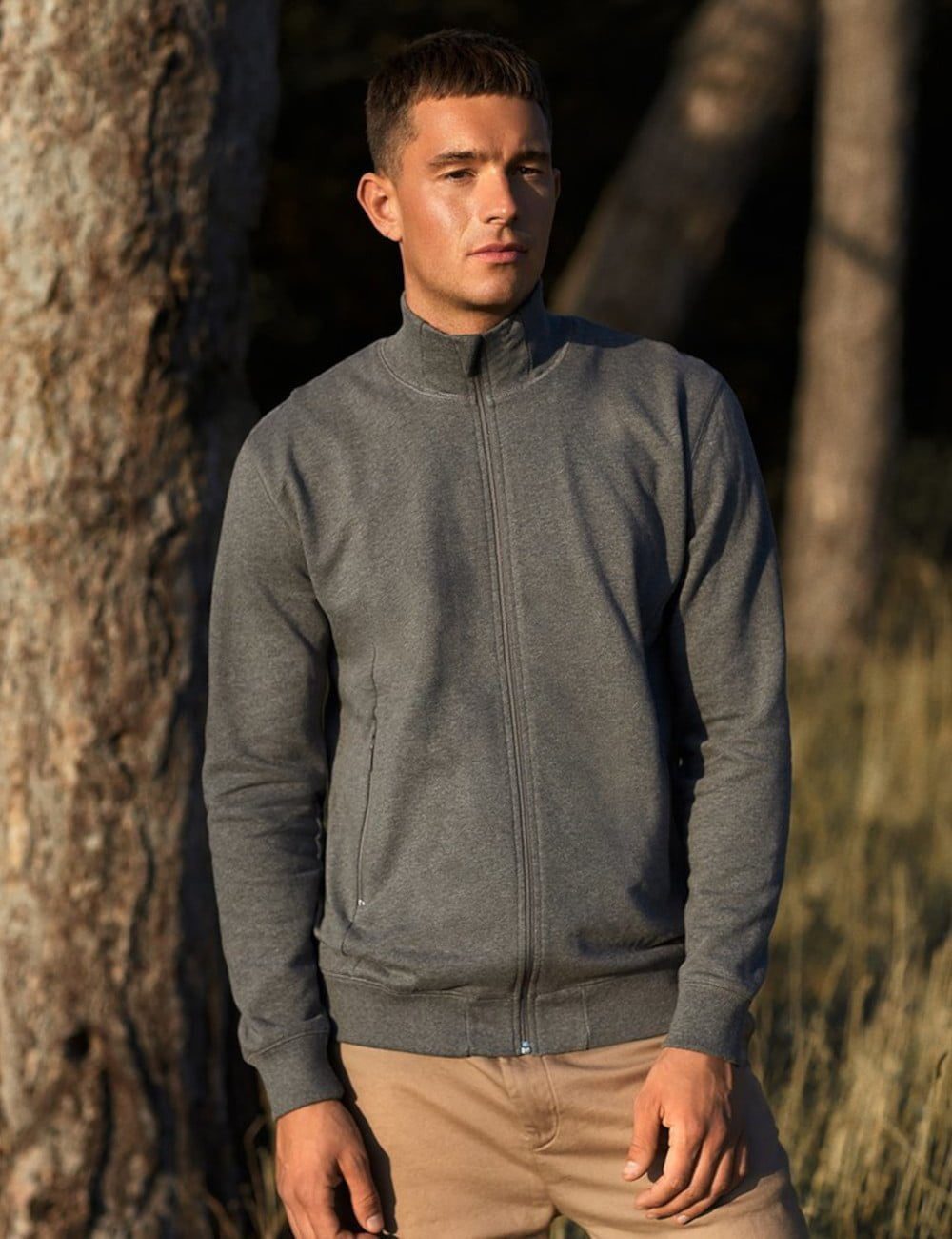 Kurtka unisex z wysokim kołnierzem ne73601